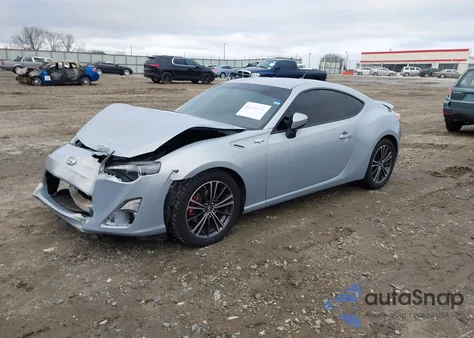 2013 Toyota Scion Fr-S z USA, uszkodzony, nr VIN JF1ZNAA15D2729908